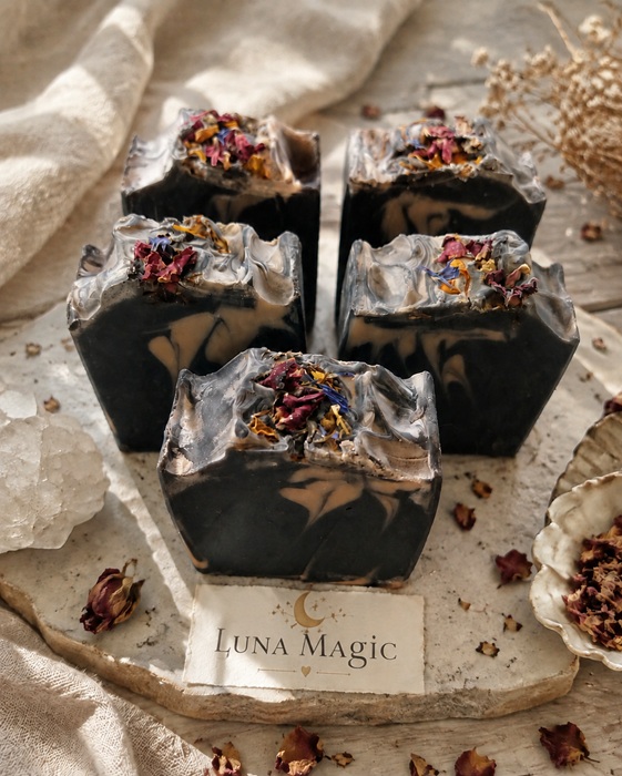 Soaps Luna Magic